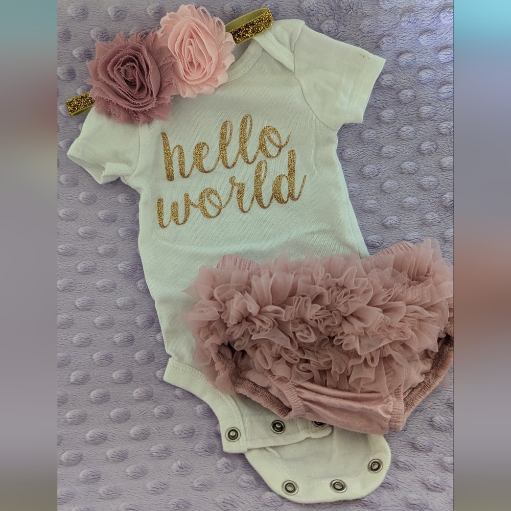 Hello World Newborn Onesie With Bloomers And Headband